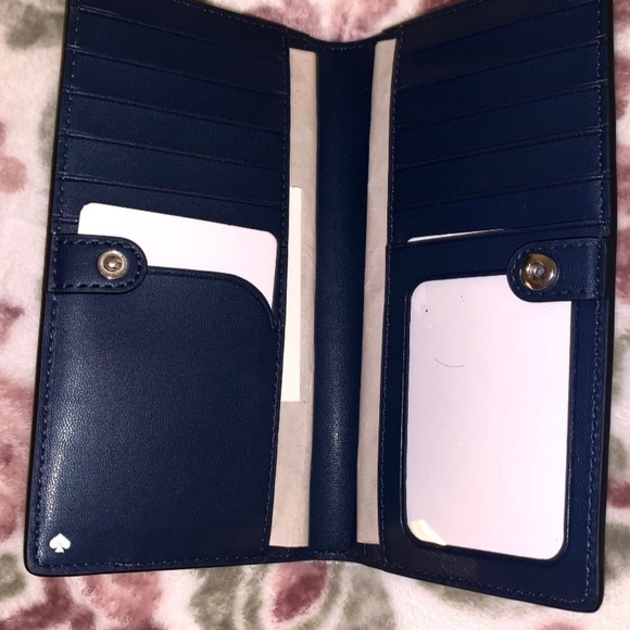 Kate Spade Wallet - Picture 3 of 3